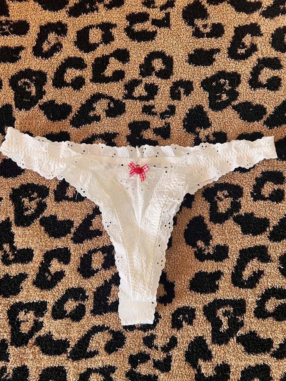 NWOT For Love & Lemons Thong Panty Size L White Lace